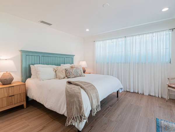 Luxurious Coasal Retreat in Naples - 3-Bedroom, Private Pool